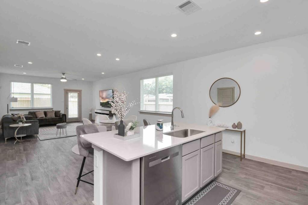 4Bedroom Escape - Near Med Center With Backyard Houston Exterior photo